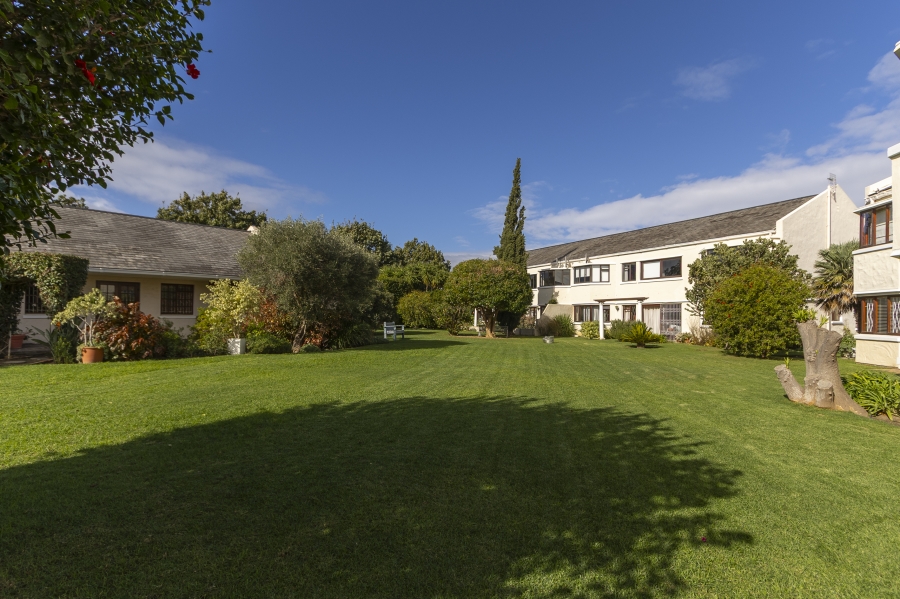 To Let 3 Bedroom Property for Rent in Kalamunda Western Cape